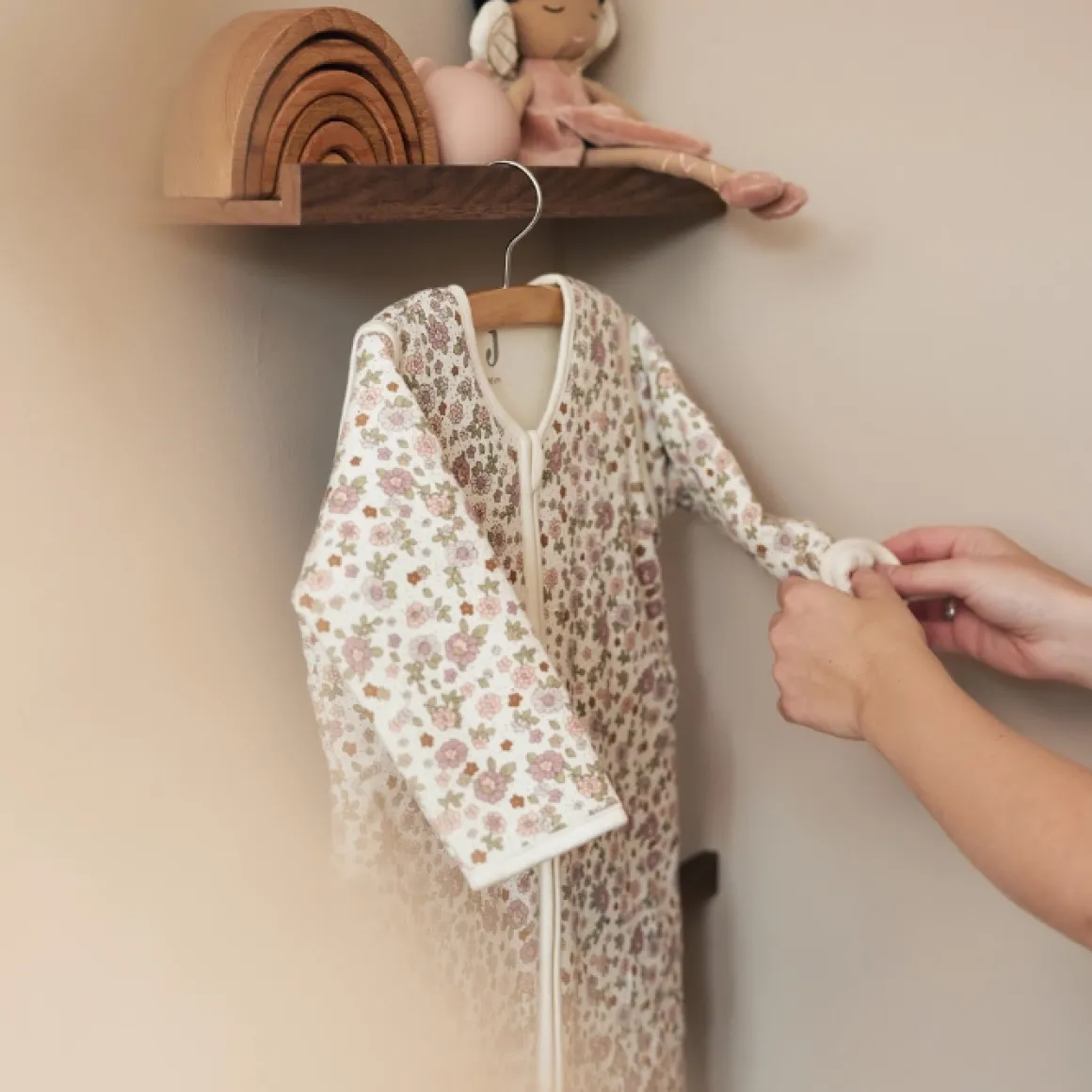 Jollein Slaapzak Afritsbare Mouwen Retro Flowers