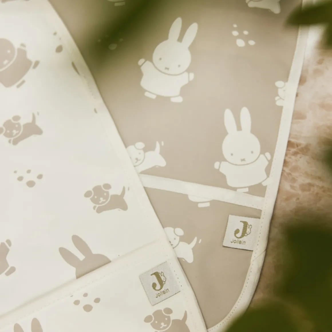 Jollein X Nijntje Waterproof Slabben Olive Green (2St)