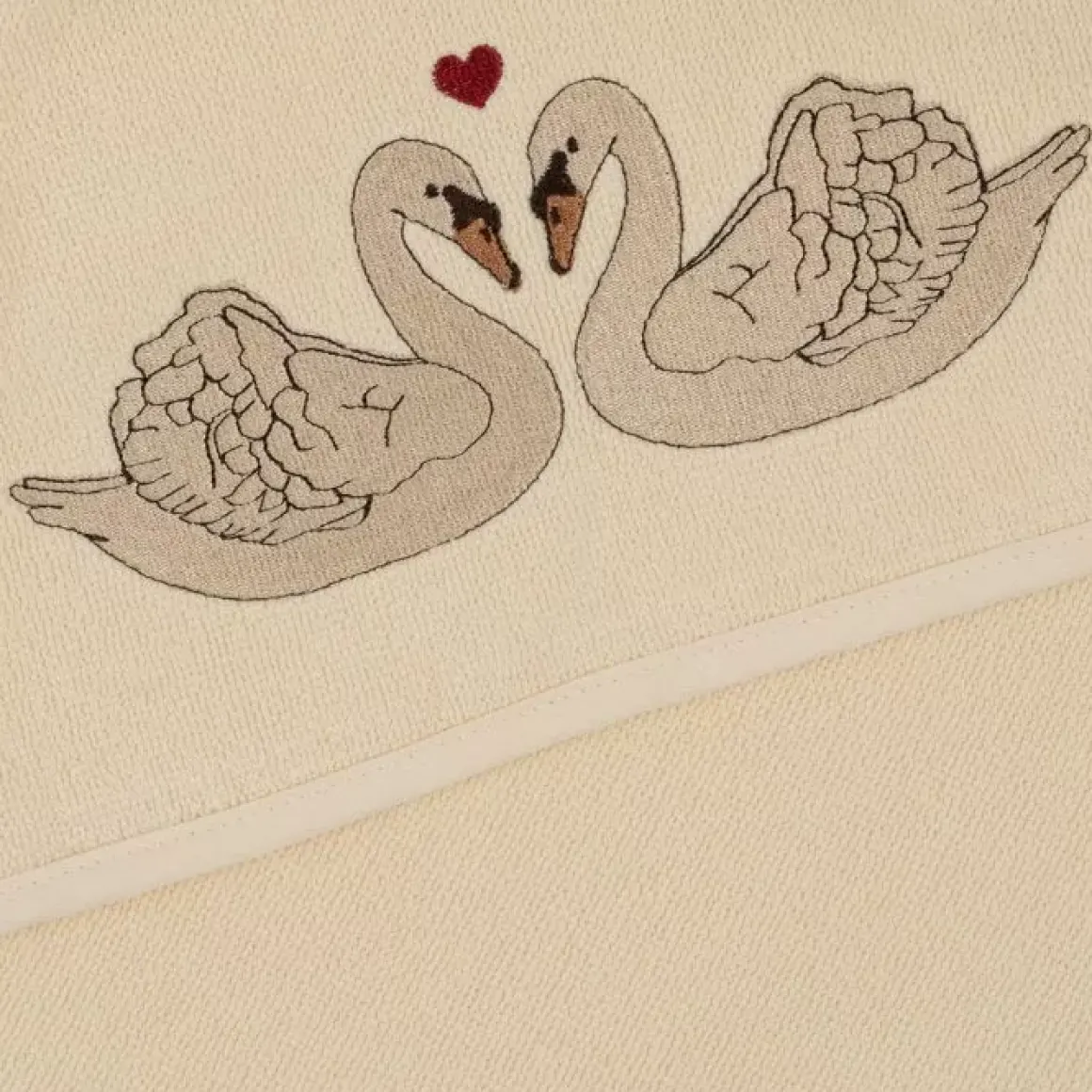 Konges Slojd Badcape Swan - Met Zwanenborduursel