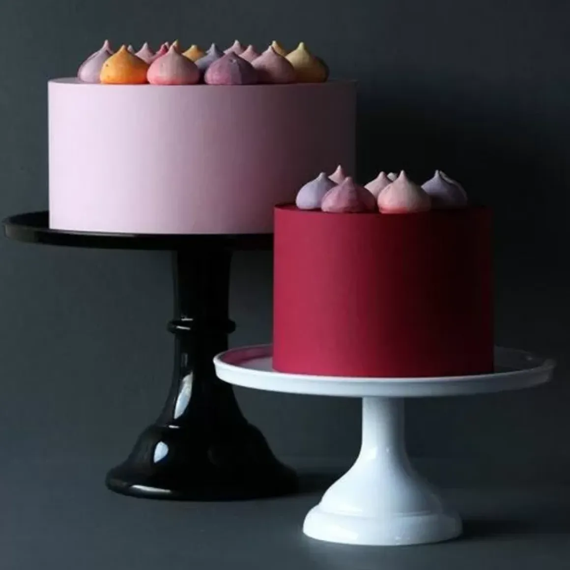 Taartplateau Zwart Groot A Little Lovely Company